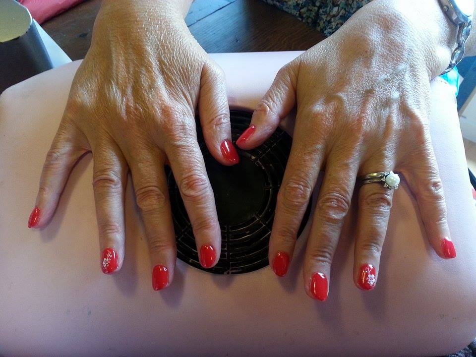 exemple d'ongles en gel